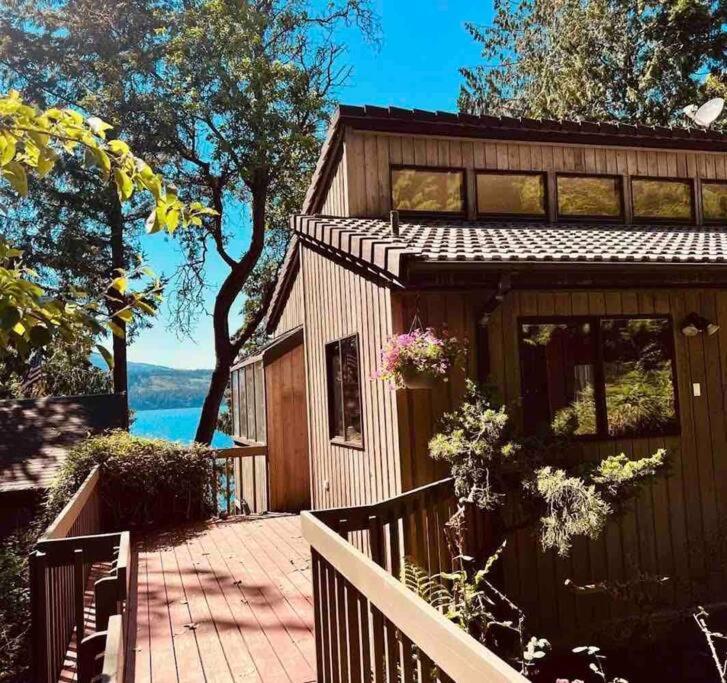 Waterfront Retreat With Fireplace, Hot Tub & Sauna Villa Port Townsend Exterior photo